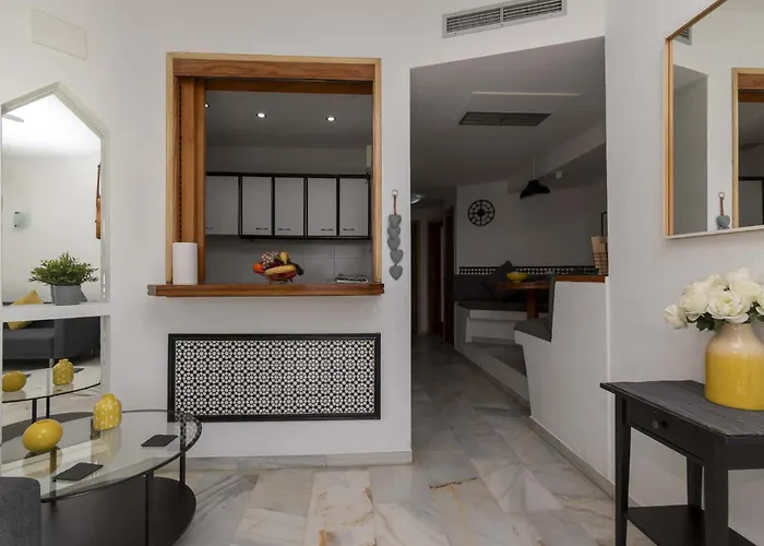 Altamira 1 - One Bed Daire *