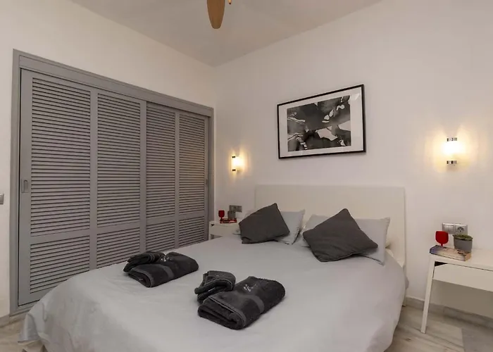 Altamira 1 - One Bed * Costa Adeje (Tenerife)